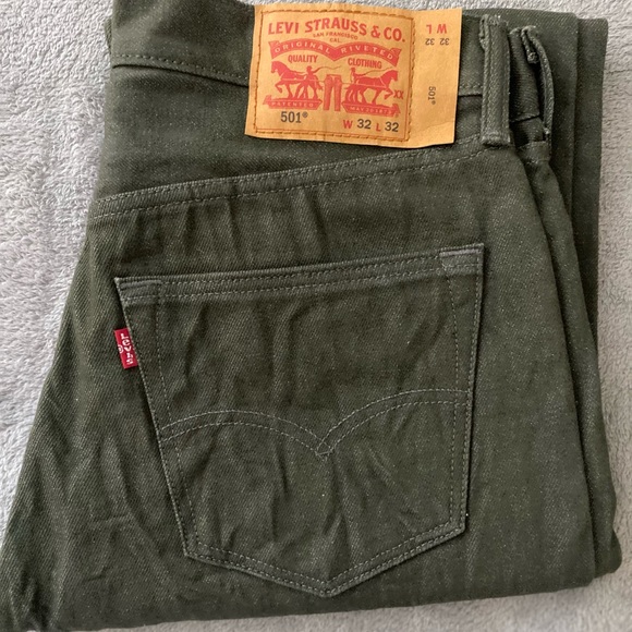 Levi’s - Picture 12 of 13